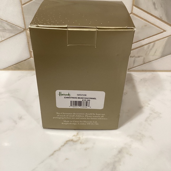 Harrods London Christmas Bear Silk Panel Round Christmas Tree Ornament - Picture 3 of 6